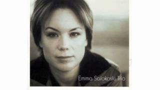 Video thumbnail of "Emma Salokoski - Tähdet meren yllä"