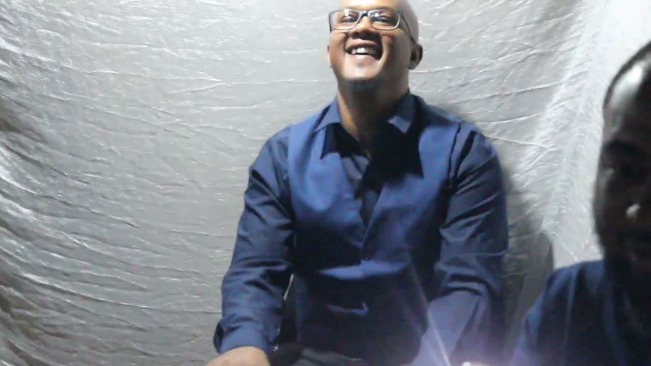 Amazing Grace How Sweeter you are!!!!!!!_Min Karen Kisting