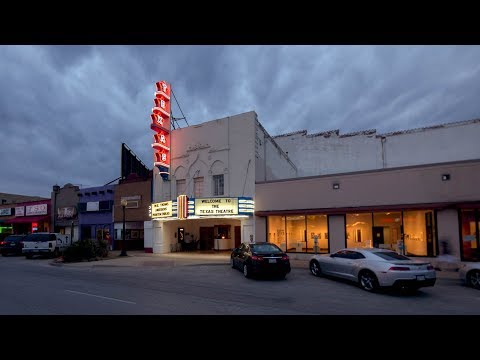 Vidéo: Théâtre De Dallas, Révisé Et Agrandi