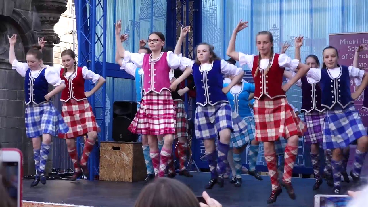 Mhairi Hogg Dancers On A Royal Mile Stage During The 2019 Edinburgh 