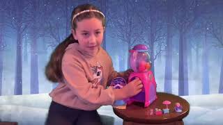 Reviewing Polly Pocket Gum Ball Bear