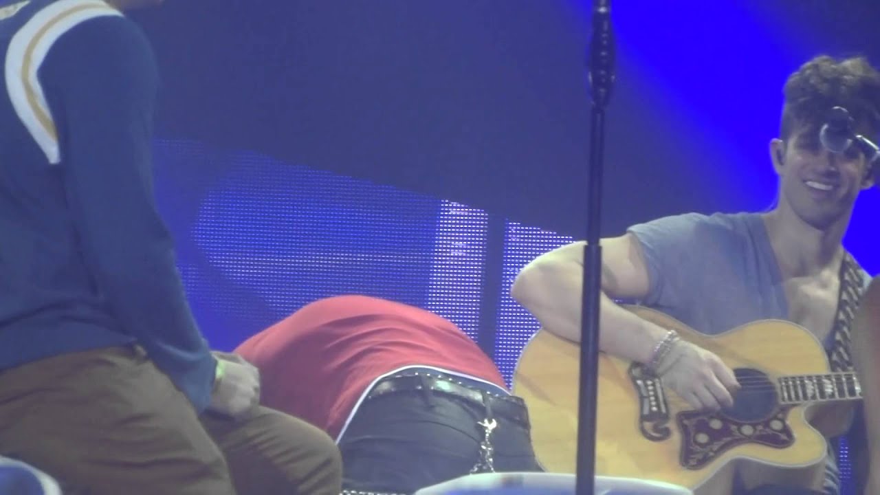 Enrique iglesias Moscow loco 2014