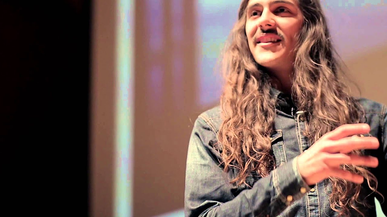 Vivir Viajando | Carlos E. Lang | TEDxCalzadaDeLosHéroes