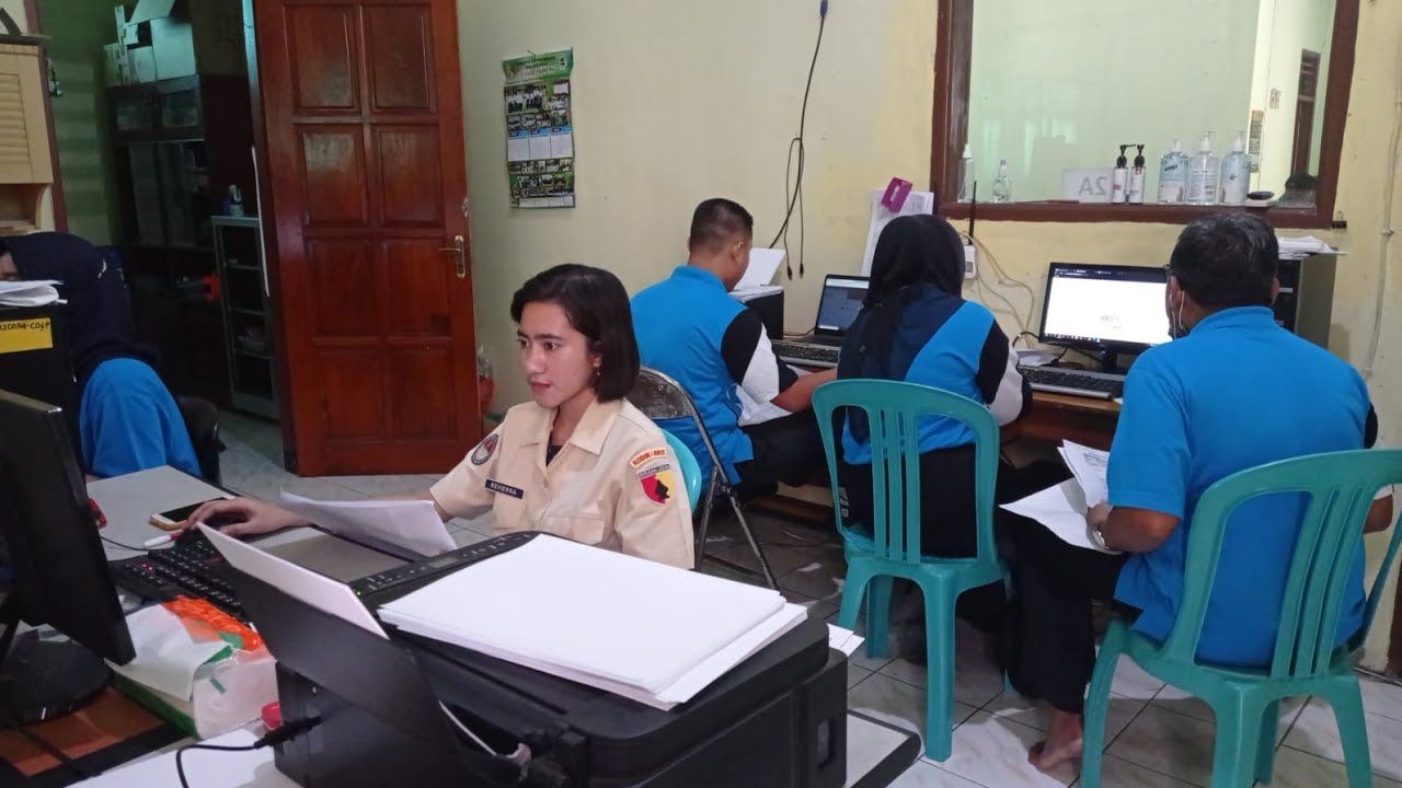 Vaksin Tahap 1 SMP NEGERI 1 GONDANG