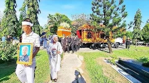 Tang lễ bà (Nguyễn Thị hay) gia đình tiếc thương đưa tiễn tại hoa viên BD.