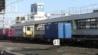 1077レEF210-9牽引 静岡駅通過