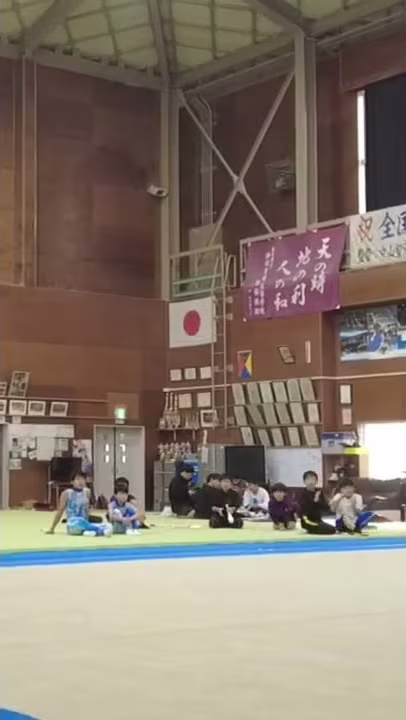 なんじゃこりゃ　小学生アクロバット