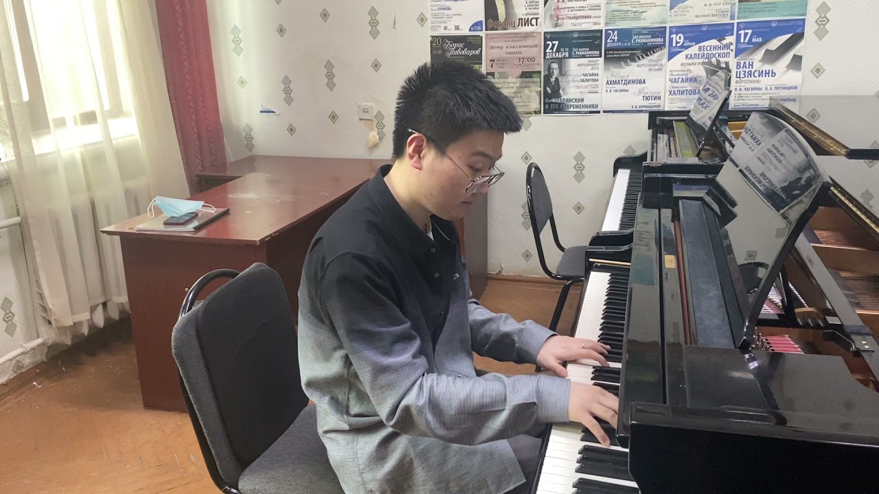 Китайская народная музыка. «Разноцветные облака в погоне за луной ...