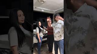 El Pa No Quiere Que Mi Hija Salga Con Caquito