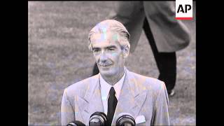 ANTHONY EDEN HOME FROM AMERICA AFTER ILLNESS