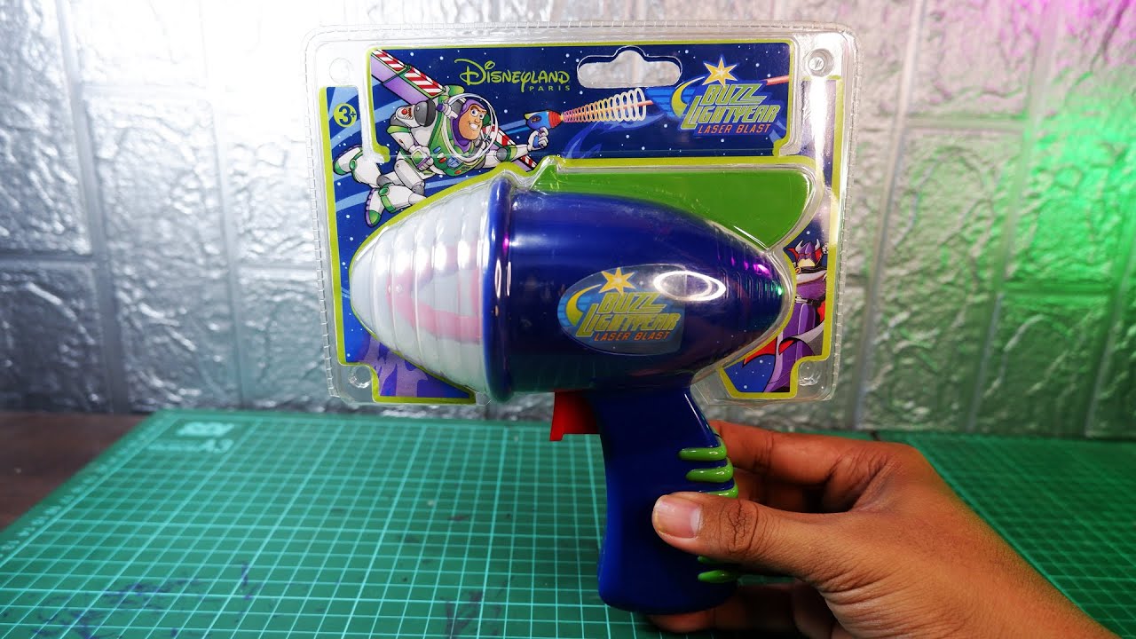 Review #31 Senjata Laser Buzz Lightyear (Laser Blast) .