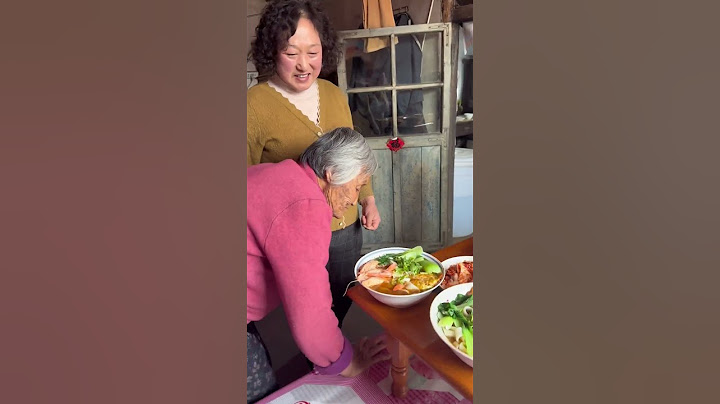 【八零徐姥姥】這辣白菜真是讓我姥研究明白了，真是第一了特別下飯（4）#搞笑 #家庭菜 #农村生活 #美食做法 #food #shorts