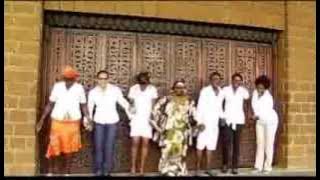 annie flore batchiellilys yessu