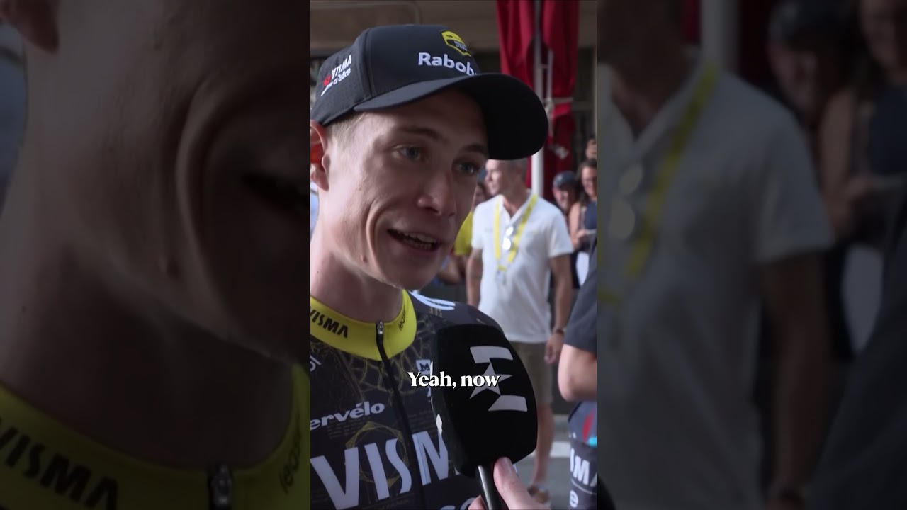 Jonas Vingegaard has kept a few souvenirs to remind him of the Giro victory 🩷