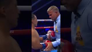 Oscar Collazo Crushes Valdez After 3 Knockdowns in One Round