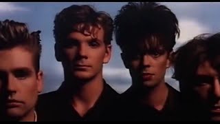 Echo &amp; The Bunnymen - People Are Strange (&quot;The Lost Boys&quot; Soundtrack) 1987 Music Video