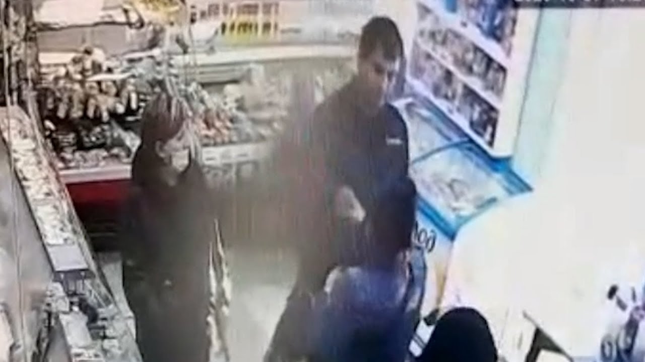 Трахнул тетю в машине Трахнул тетю в машине
