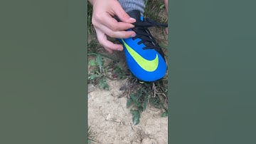 Day 1 of ugly soccer transitions #shorts #soccer #trending #transition #transitions #viral