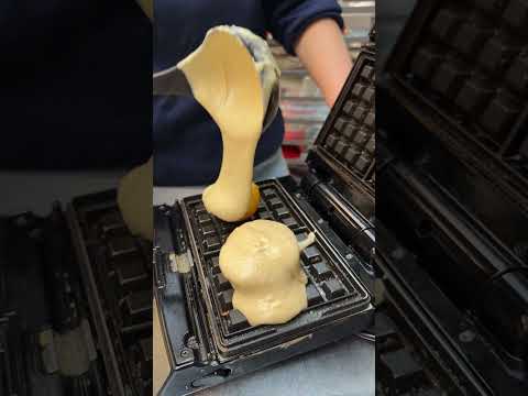 Peach Cobbler Waffle 🍑🧇 #shorts