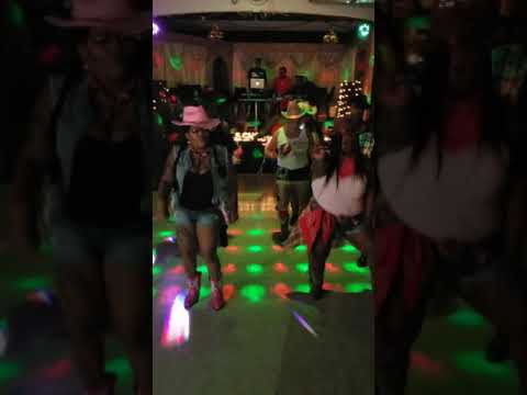 Git Up challenges Ms Mouse's Black Girls Rock
