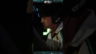 Absolute demon with the Sheriff 😮‍💨