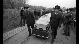 Die Beerdigung der RAF-Terroristen Baader, Ensslin und Raspe auf dem Dornhaldenfriedhof 1977