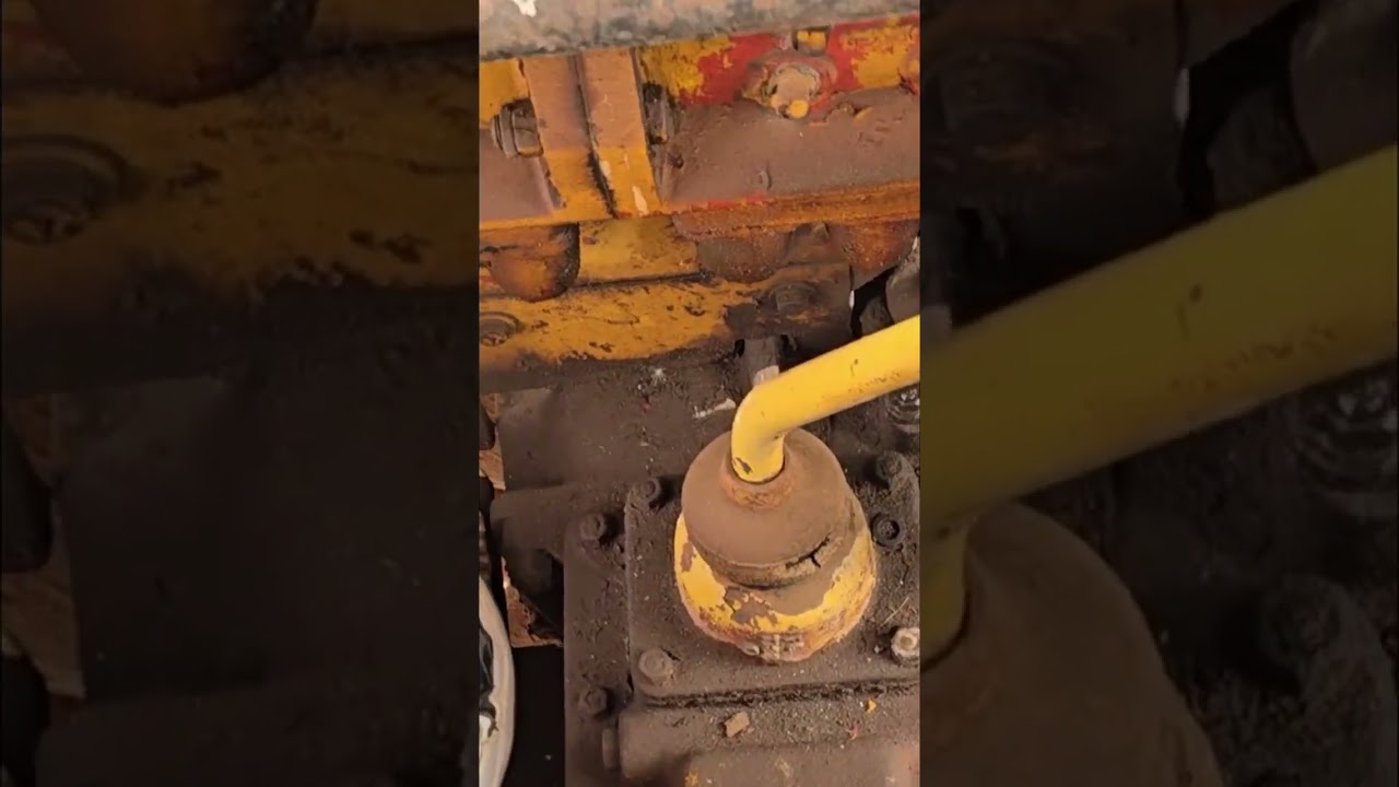 Detroit Diesel Grader Lives Beats John Deere! #shorts