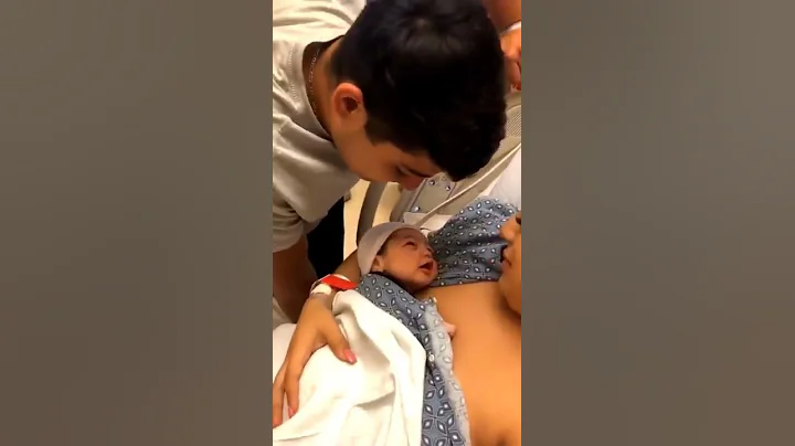 Newborn hears her dad's voice and follows it #shorts - DayDayNews