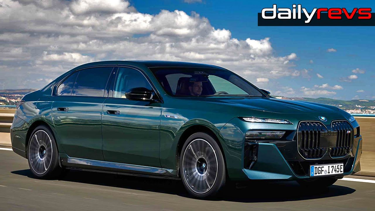 2024 BMW i7 M70 G70 | Aurora Diamond Green | Driving Performance !