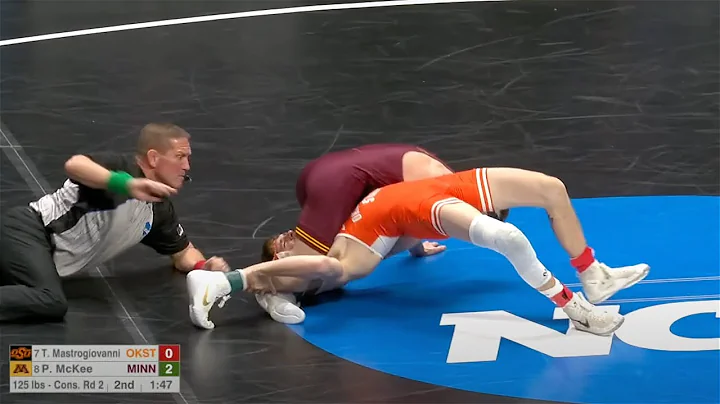 125lbs Patrick McKee (Minnesota) vs Trevor Mastrog...