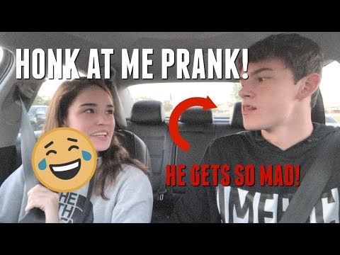 honk-at-me-prank-on-boyfriend!-(drive-with-me)-*gets-so-mad*