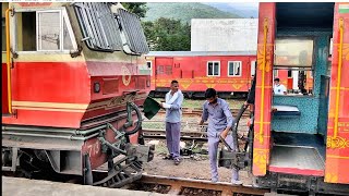 Kalka - Shimla Toy Train Himalyan Queen Express Zdm3 Loco Coupling Narrow Gauge Indian Railways