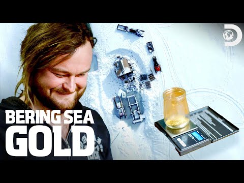 Zeke Finds Gold Where No One Expected It | Bering Sea Gold