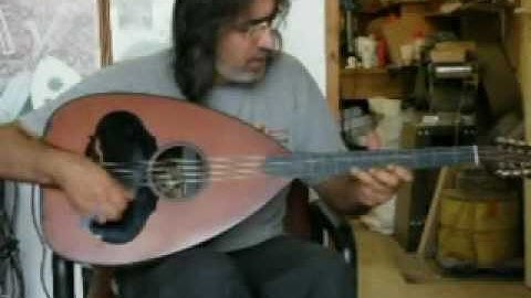 Cretan Lute www nrompogianakis com