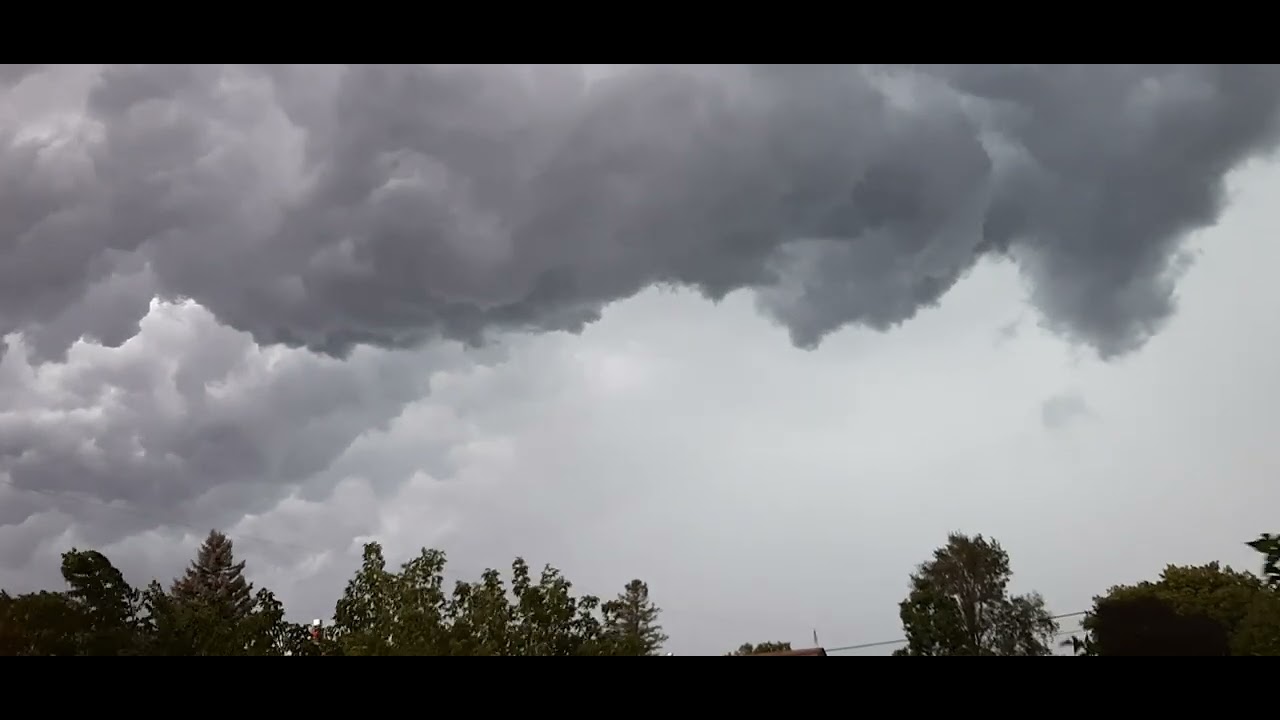 Ominous Clouds over London Ontario Canada August 27th 2020 - YouTube