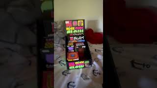 Unboxing the Needoh skull cat!!