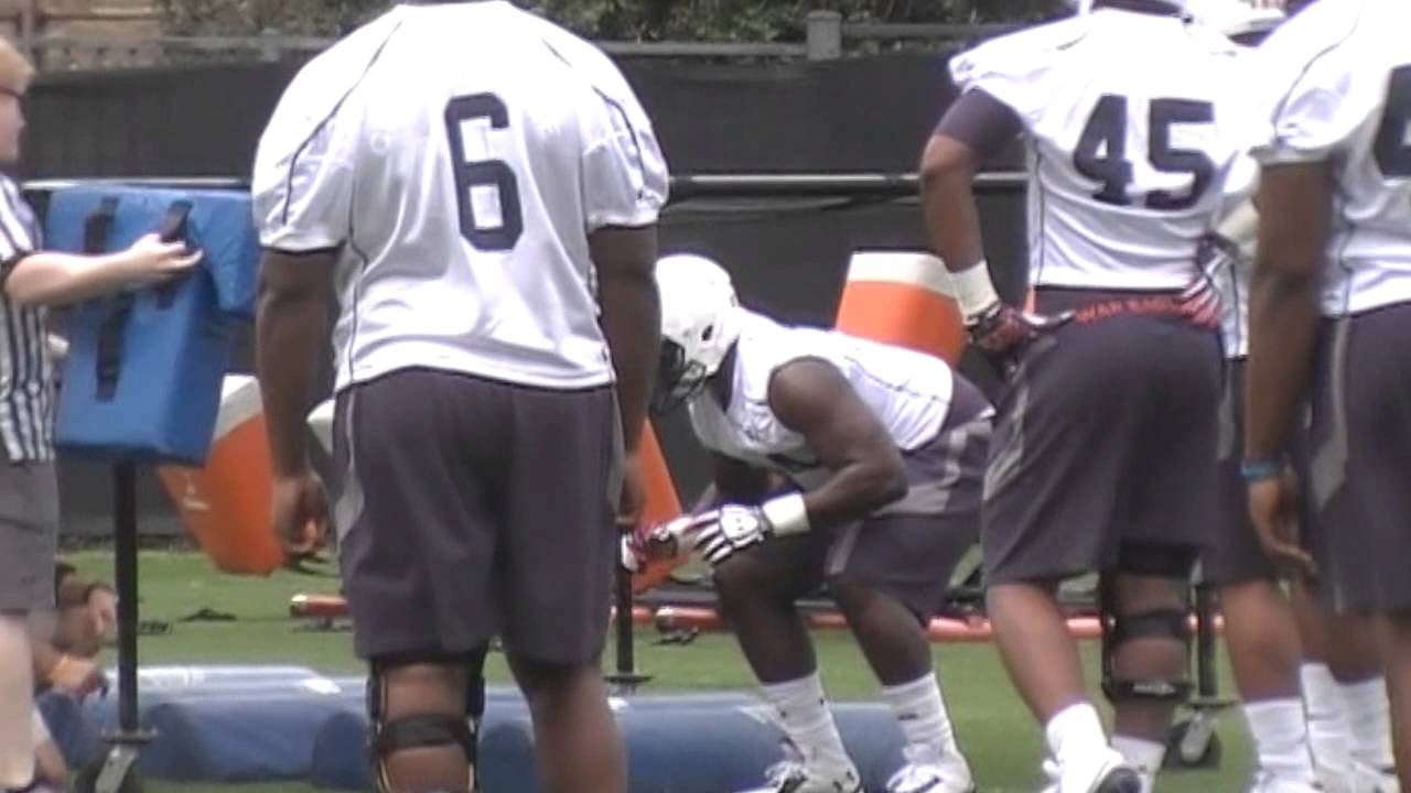Auburn's defensive line goes through drills YouTube