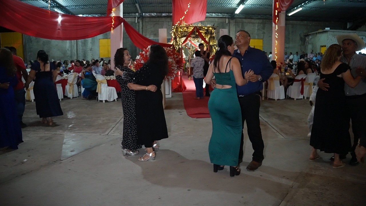 Y ASI FINALIZA ESTOS XV AÑOS CON EL AMBIENTE DE LUJO #viralvideo #baile #guerrero