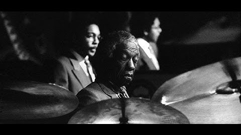 Blues March by All Star Jazz Messengers Ft. Curtis Fuller