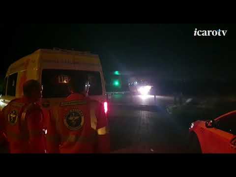 Incidente tra due auto a Viserbella, nella carambola travolta una 18enne (immagini Adriapress)