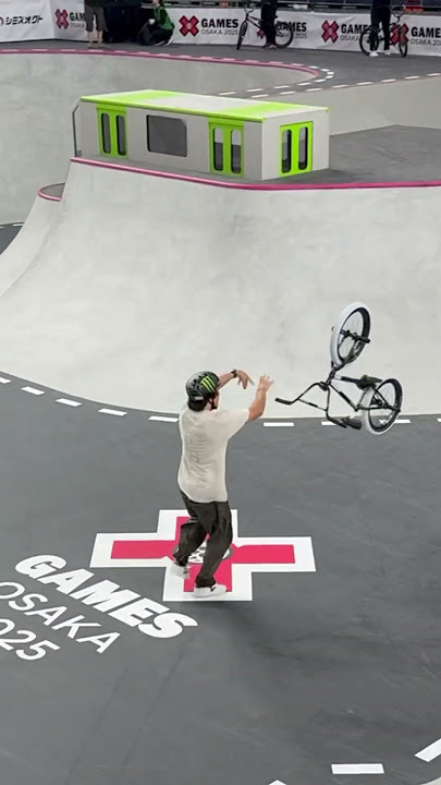 BMX IS SO BEAUTIFUL ❤️  Kevin Peraza flair downwhip to fakie during Xgames best trick 🥉