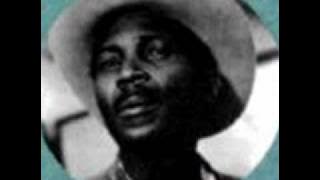 Eddie 'Cleanhead' Vinson & His Orchestra Kidney Stew Blues (1947)