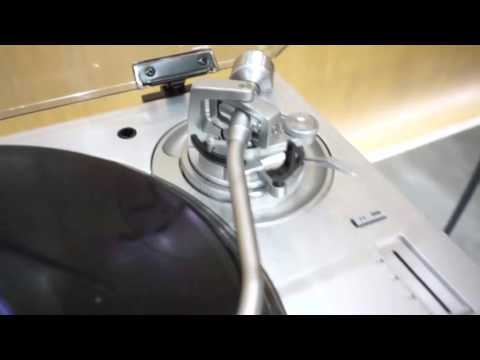 New turntable Technics