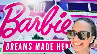 A Whole World of Barbie!  Im Moving In...
