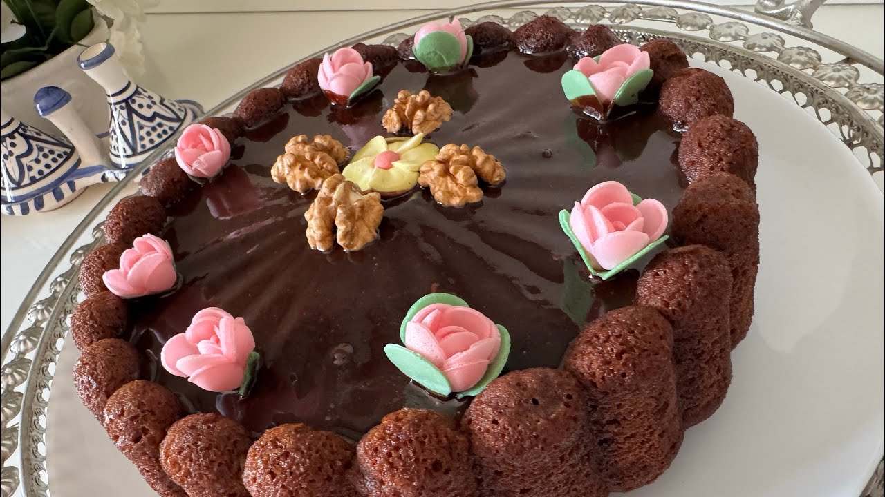 Torta al Cioccolato con Salsa Spalmabile _una Merenda Golosa tra Amiche ! 