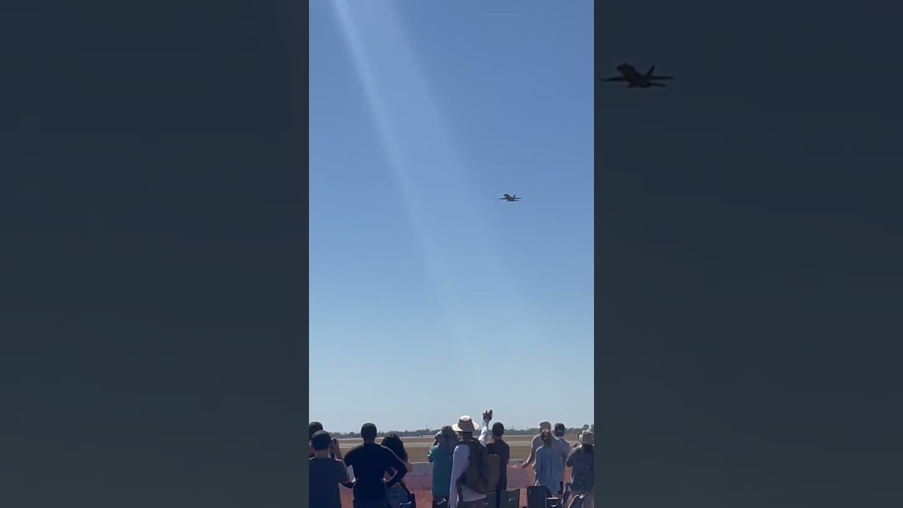 F-18 gives wing wave to audience at the Capitol City Airshow! 