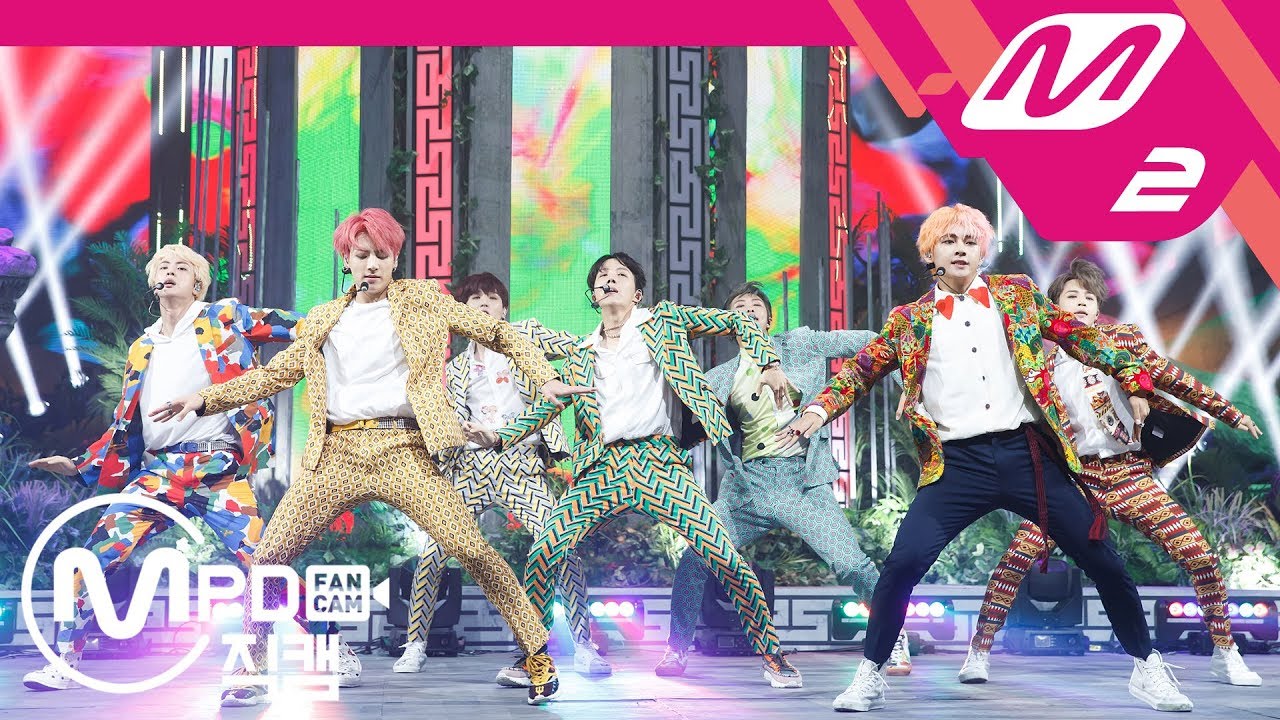 [MPD직캠] 방탄소년단 직캠 4K ‘IDOL’ (BTS FanCam) | @MCOUNTDOWN_2018.8.30