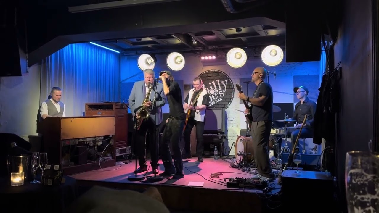 T-40: UKAREDA/KRIGUL/TOOMEL/AHVEN. ERIKÜLALINE DAVID ROTUNDO!ÜLLATUSKÜLALINE LEMBIT SAARSALU!