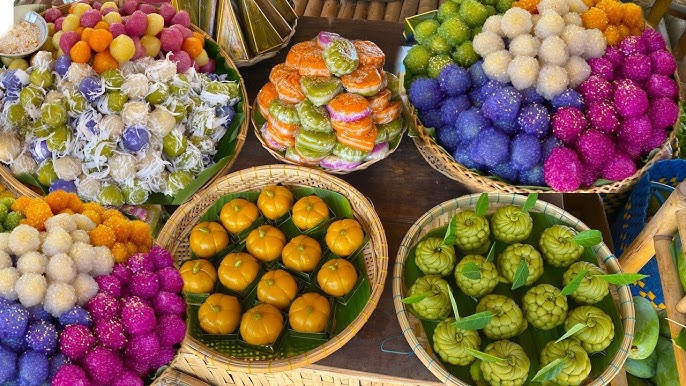 Sạp bánh miền tây lâu đời nhất chợ Cao Lãnh, quy tụ toàn những món bánh đặc sản