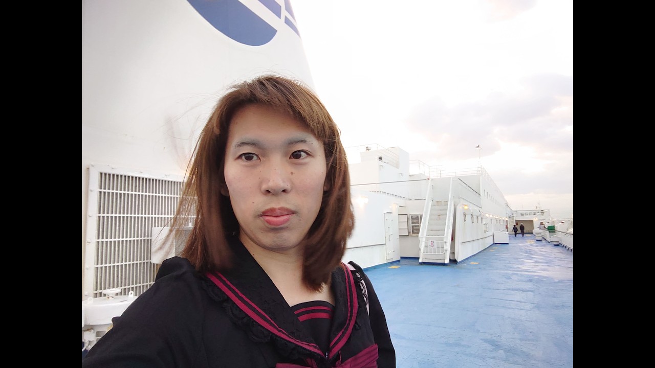 【珍体験】女装してフェリーに乗ってきました！風が強くてスカートが…